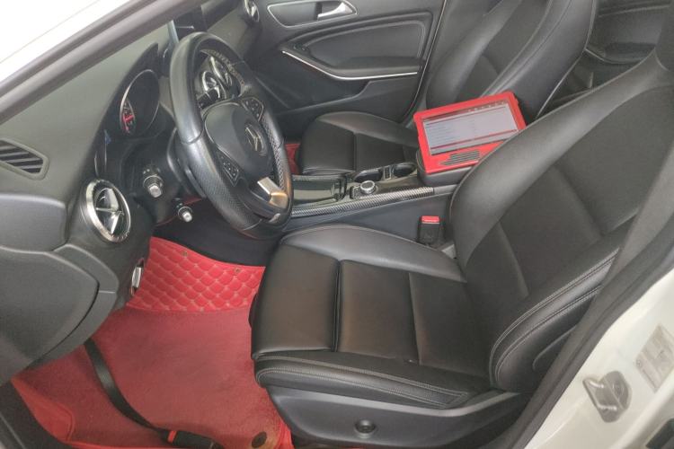 Used Mercedes-Benz CLA 2017 CLA 200 Style Edition Left Front Seat