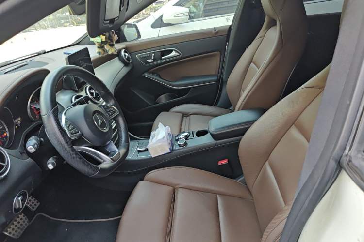 Used Mercedes-Benz CLA 2017 CLA 260 4MATIC Left Front Seat