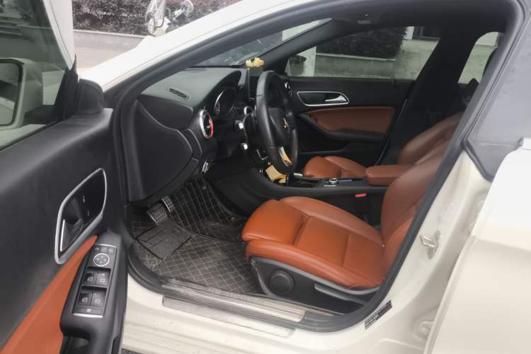 Used Mercedes-Benz CLA 2017 CLA 180 Left Front Seat