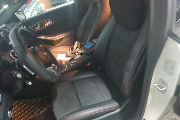 Used Mercedes-Benz CLA 2017 Refreshed CLA 220 4MATIC Left Front Seat