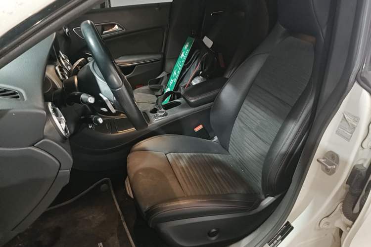 Used Mercedes-Benz CLA 2017 Refreshed CLA 220 4MATIC Left Front Seat