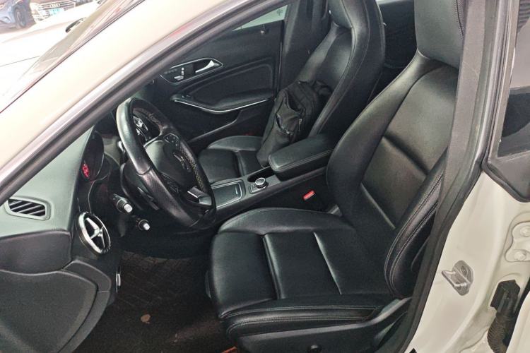 Used Mercedes-Benz CLA 2017 Facelifted CLA 200 Stylish Edition Left Front Seat