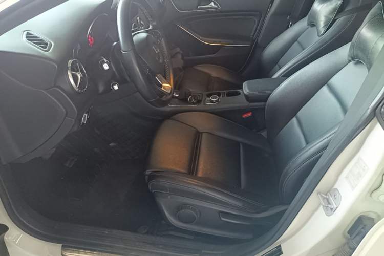 Used Mercedes-Benz CLA 2017 CLA 200 Sport Edition Left Front Seat