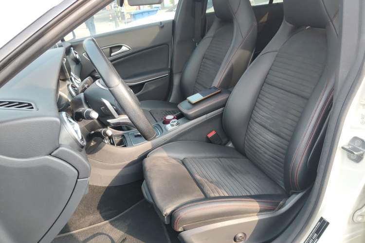 Used Mercedes-Benz CLA 2017 Refreshed CLA 220 4MATIC Left Front Seat