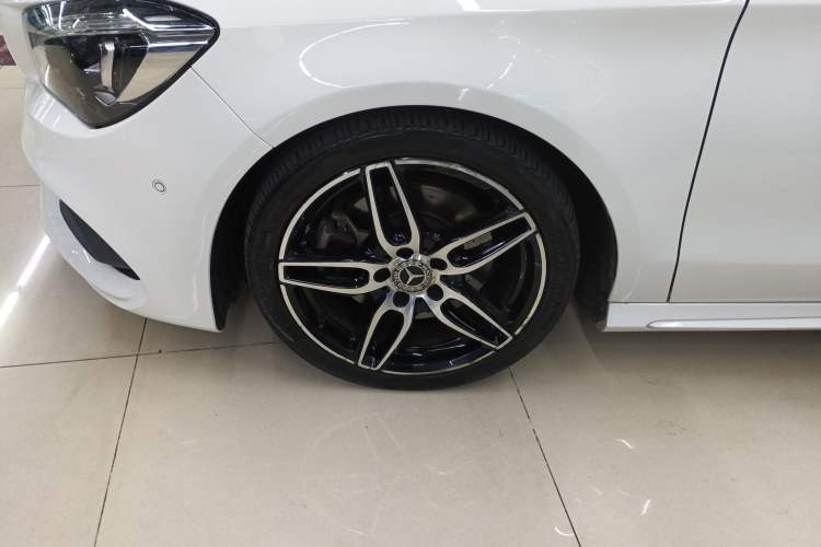 Used Mercedes-Benz CLA 2017 Refreshed CLA 220 4MATIC Left Front Wheel Hub