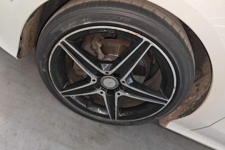 Used Mercedes-Benz CLA 2017 CLA 200 Sport Edition Left Front Wheel Hub