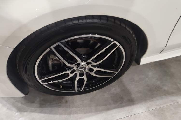 Used Mercedes-Benz CLA 2017 CLA 220 4MATIC Left Front Wheel Hub