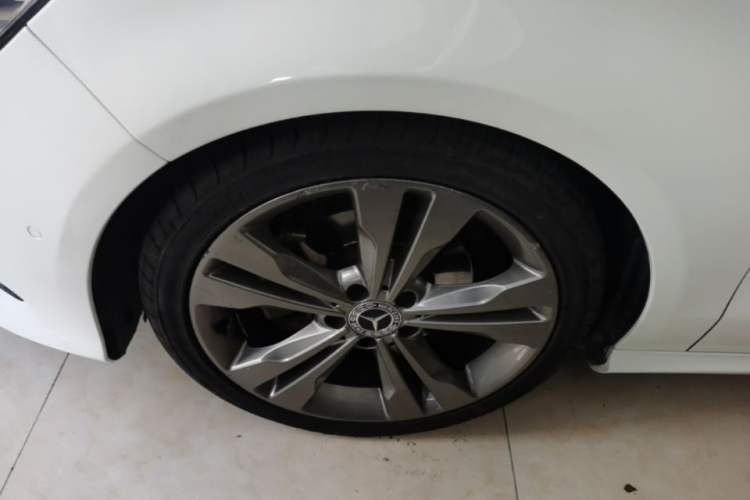 Used Mercedes-Benz CLA 2017 Refreshed CLA 200 Sport Edition Left Front Wheel Hub