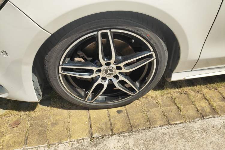 Used Mercedes-Benz CLA 2017 Refreshed CLA 220 4MATIC Left Front Wheel Hub
