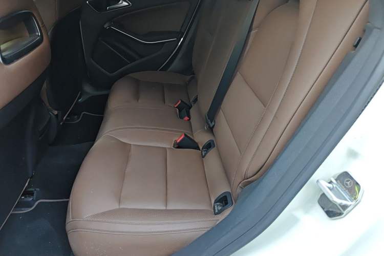 Used Mercedes-Benz CLA 2017 CLA 260 4MATIC Left Rear Seat