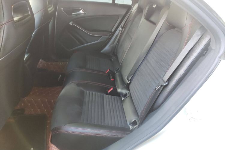 Used Mercedes-Benz CLA 2017 Refreshed CLA 220 4MATIC Left Rear Seat