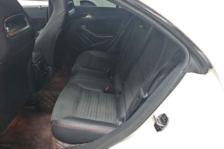 Used Mercedes-Benz CLA 2017 Refreshed CLA 220 4MATIC Left Rear Seat