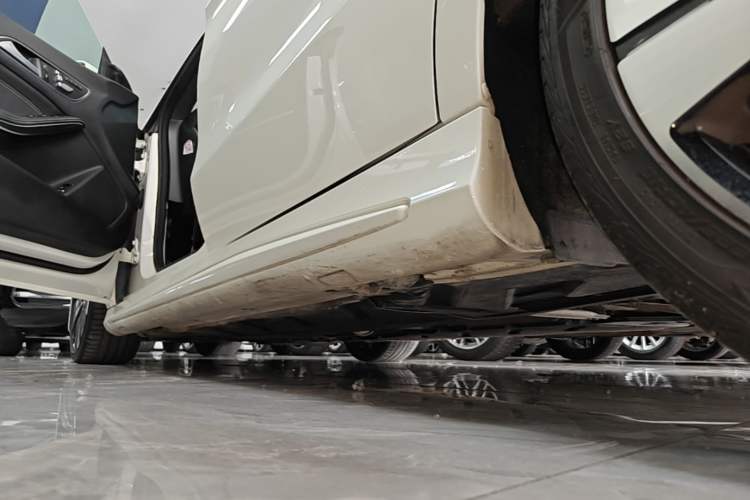 Used Mercedes-Benz CLA 2017 CLA 200 Style Edition Left Side Sill