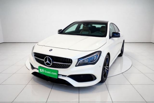 Ojetý Mercedes-Benz CLA 2017 CLA 220 4MATIC