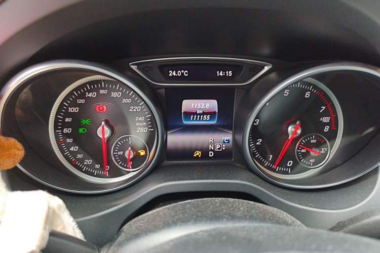 Used Mercedes-Benz CLA 2017 Refreshed CLA 220 4MATIC Odometer Close Up