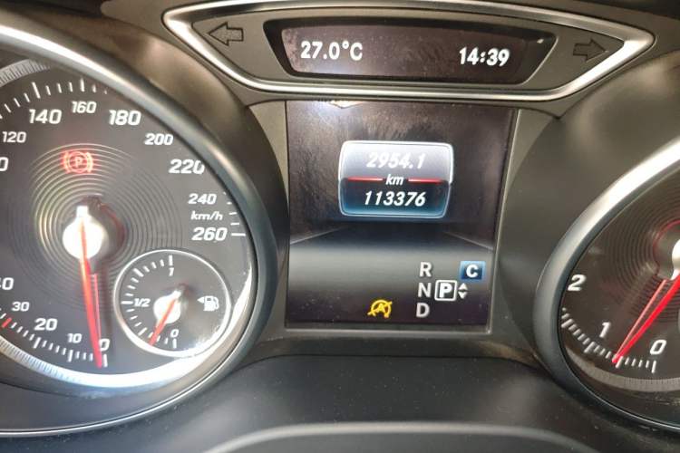 Used Mercedes-Benz CLA 2017 CLA 220 4MATIC Odometer Close Up