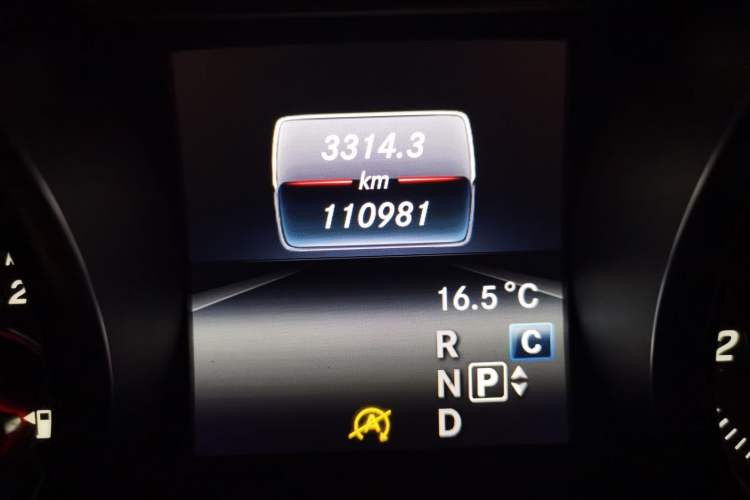 Used Mercedes-Benz CLA 2017 Facelifted CLA 200 Stylish Edition Odometer Close Up