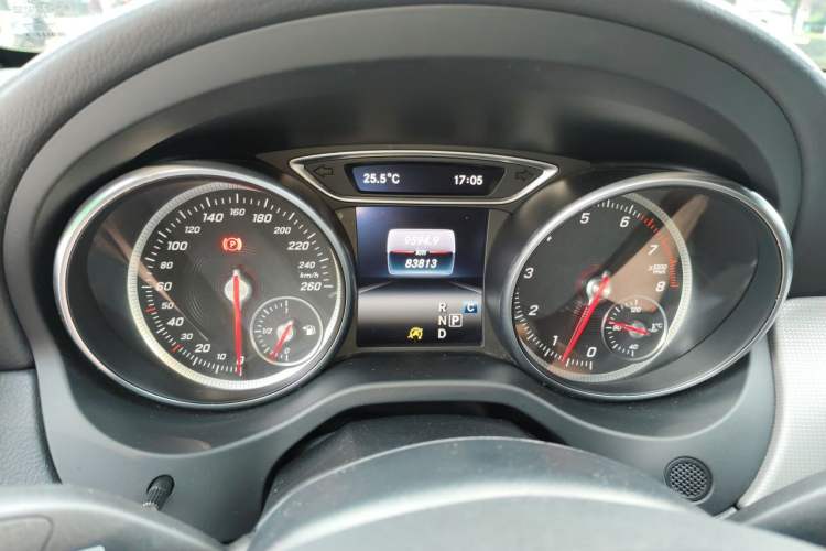 Used Mercedes-Benz CLA 2017 Facelifted CLA 200 Stylish Edition Odometer Close Up