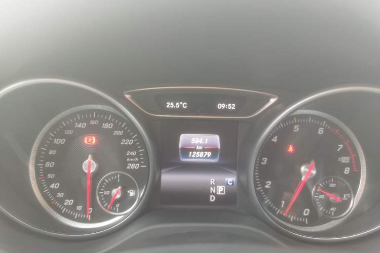Used Mercedes-Benz CLA 2017 CLA 180 Odometer Close Up