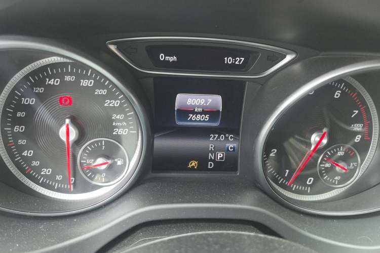 Used Mercedes-Benz CLA 2017 Facelifted CLA 200 Stylish Edition Odometer Close Up