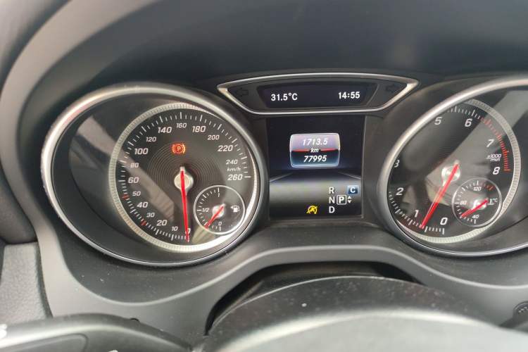 Used Mercedes-Benz CLA 2017 Facelifted CLA 200 Stylish Edition Odometer Close Up