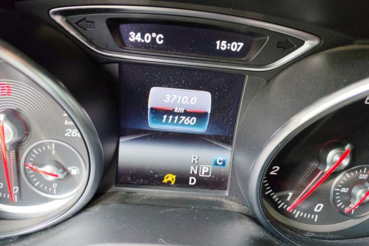 Used Mercedes-Benz CLA 2017 CLA 200 Style Edition Odometer Close Up