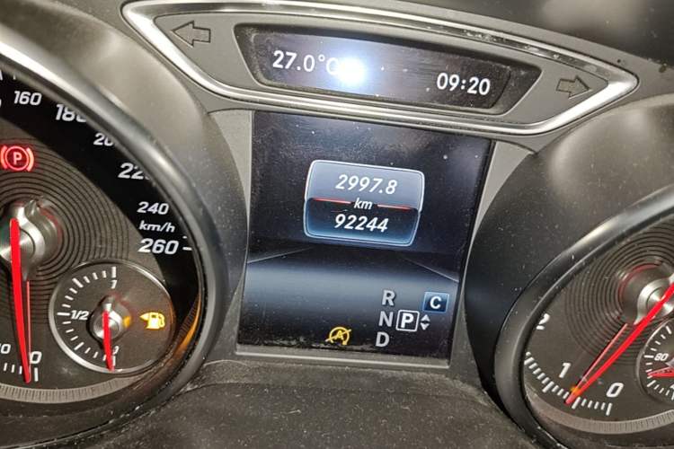 Used Mercedes-Benz CLA 2017 Refreshed CLA 220 4MATIC Odometer Close Up