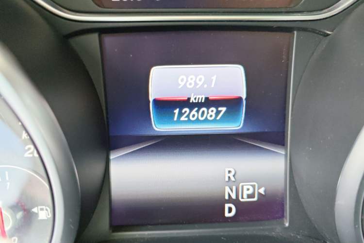 Used Mercedes-Benz CLA 2017 Facelifted CLA 200 Stylish Edition Odometer Close Up