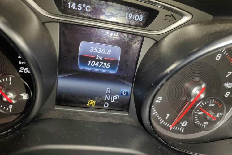 Used Mercedes-Benz CLA 2017 Facelifted CLA 200 Stylish Edition Odometer Close Up