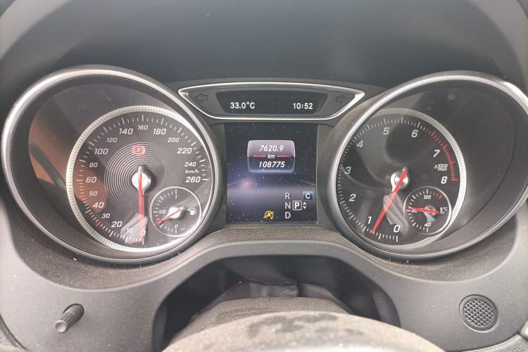 Used Mercedes-Benz CLA 2017 Facelifted CLA 200 Stylish Edition Odometer Close Up