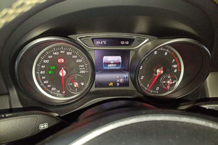 Used Mercedes-Benz CLA 2017 Facelifted CLA 200 Stylish Edition Odometer Close Up
