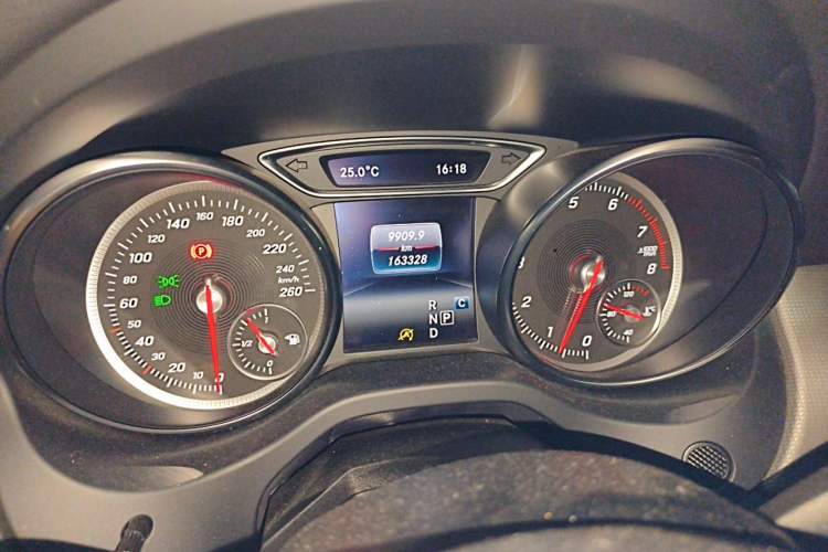 Used Mercedes-Benz CLA 2017 CLA 200 Sport Edition Odometer Close Up