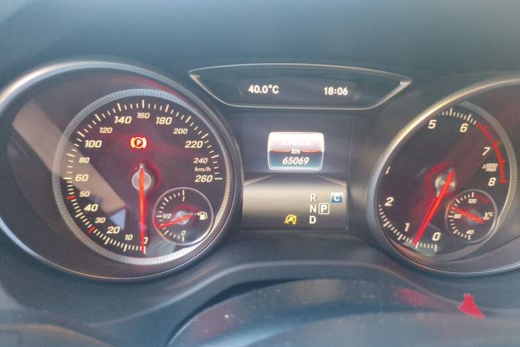 Used Mercedes-Benz CLA 2017 CLA 220 4MATIC Odometer Close Up