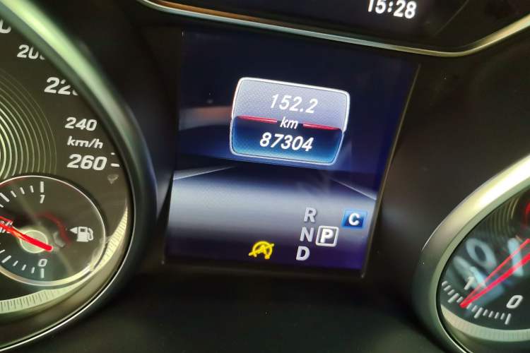 Used Mercedes-Benz CLA 2017 Facelifted CLA 200 Stylish Edition Odometer Close Up