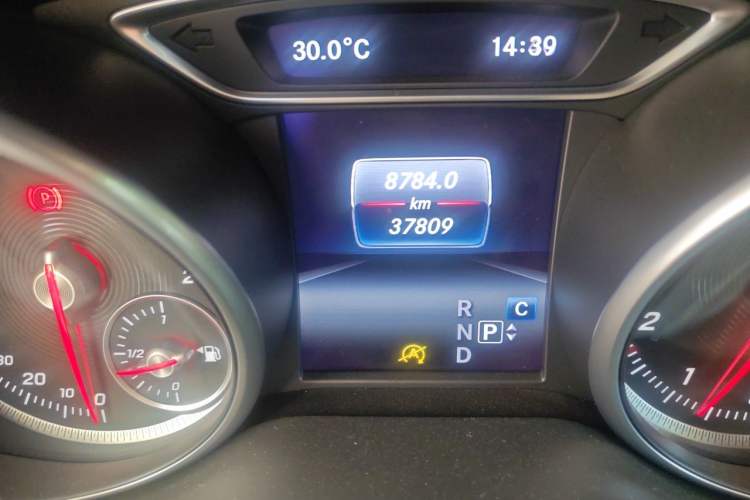 Used Mercedes-Benz CLA 2017 CLA 220 4MATIC Odometer Close Up