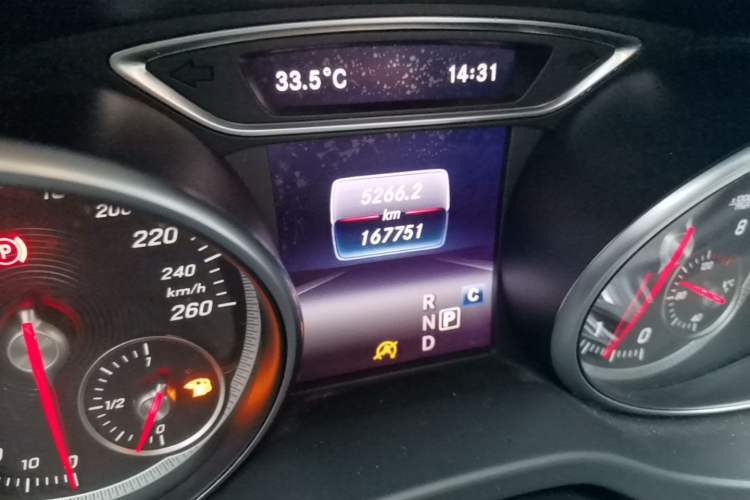 Used Mercedes-Benz CLA 2017 Refreshed CLA 200 Sport Edition Odometer Close Up