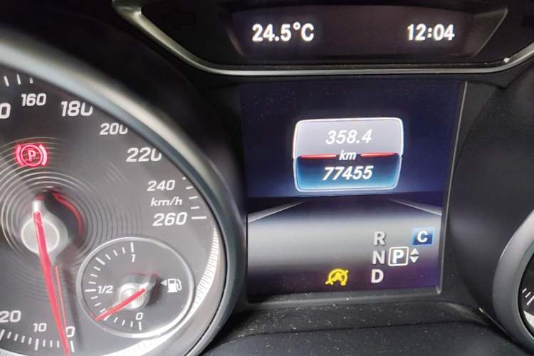 Used Mercedes-Benz CLA 2017 CLA 200 Sport Edition Odometer Close Up