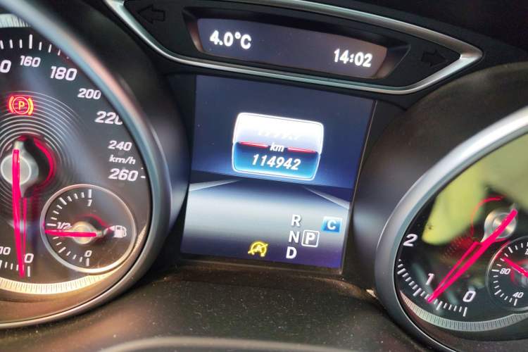 Used Mercedes-Benz CLA 2017 Facelifted CLA 200 Stylish Edition Odometer Close Up