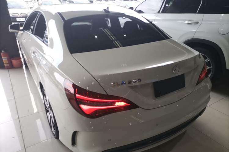 Used Mercedes-Benz CLA 2017 Facelifted CLA 200 Stylish Edition Rear Left 45 Deg