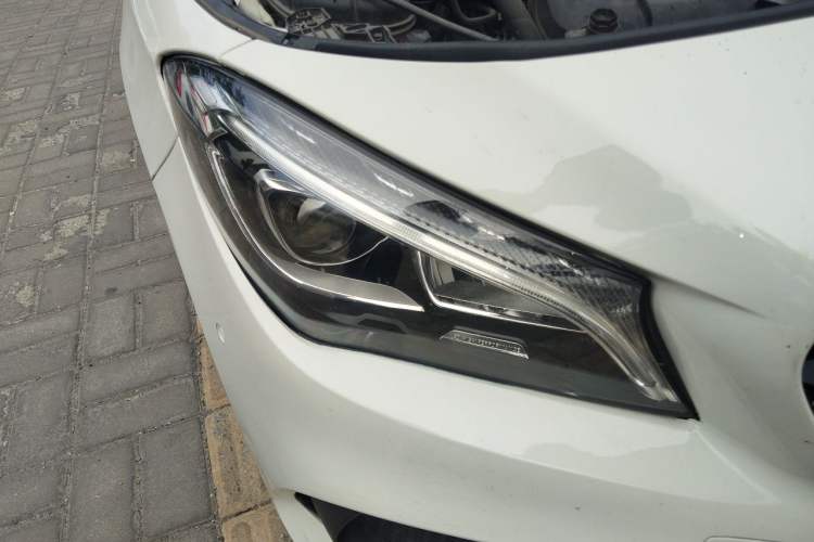 Used Mercedes-Benz CLA 2017 Refreshed CLA 220 4MATIC Right Front Headlight