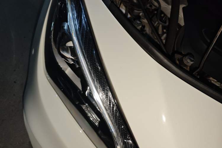 Used Mercedes-Benz CLA 2017 Facelifted CLA 200 Stylish Edition Right Front Headlight
