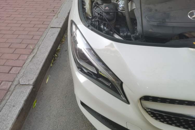 Used Mercedes-Benz CLA 2017 Facelifted CLA 200 Stylish Edition Right Front Headlight