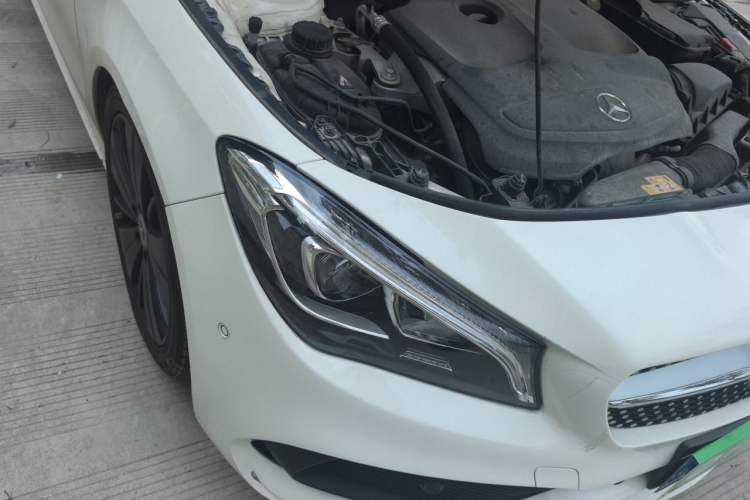 Used Mercedes-Benz CLA 2017 Facelifted CLA 200 Stylish Edition Right Front Headlight