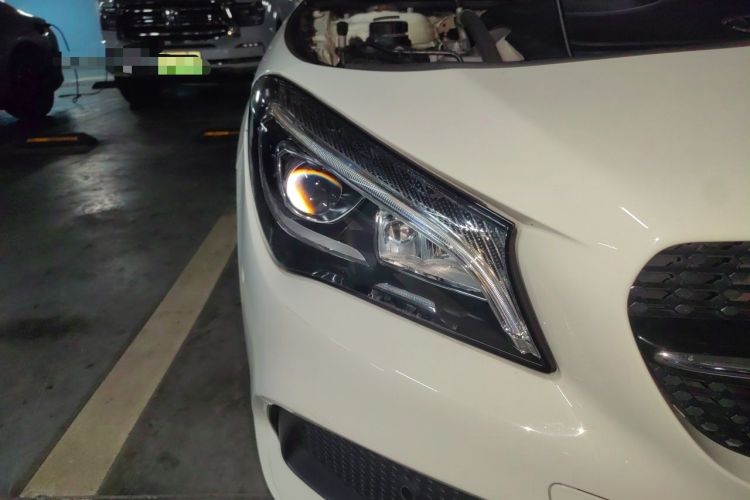 Used Mercedes-Benz CLA 2017 CLA 260 4MATIC Right Front Headlight