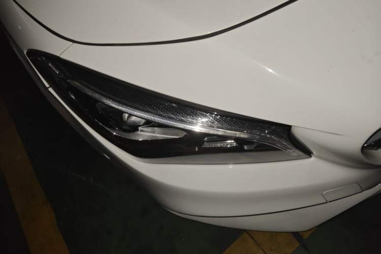 Used Mercedes-Benz CLA 2017 Facelifted CLA 200 Stylish Edition Right Front Headlight