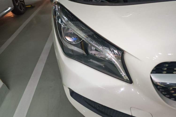 Used Mercedes-Benz CLA 2017 Facelifted CLA 200 Stylish Edition Right Front Headlight