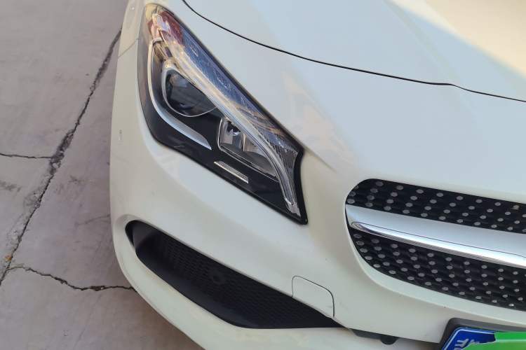 Used Mercedes-Benz CLA 2017 Facelifted CLA 200 Stylish Edition Right Front Headlight