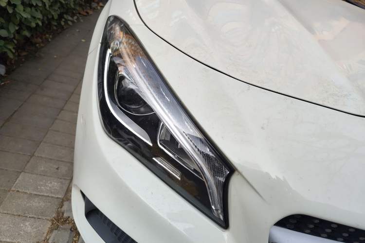 Used Mercedes-Benz CLA 2017 Facelifted CLA 200 Stylish Edition Right Front Headlight