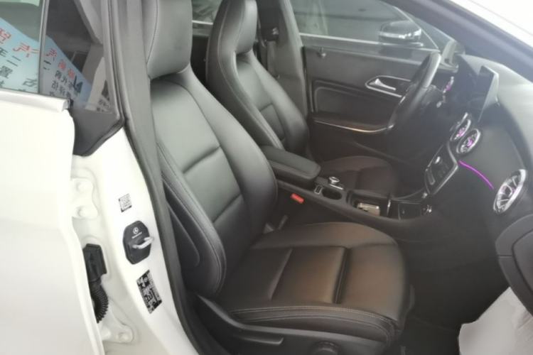 Used Mercedes-Benz CLA 2017 Refreshed CLA 200 Sport Edition Right Front Seat