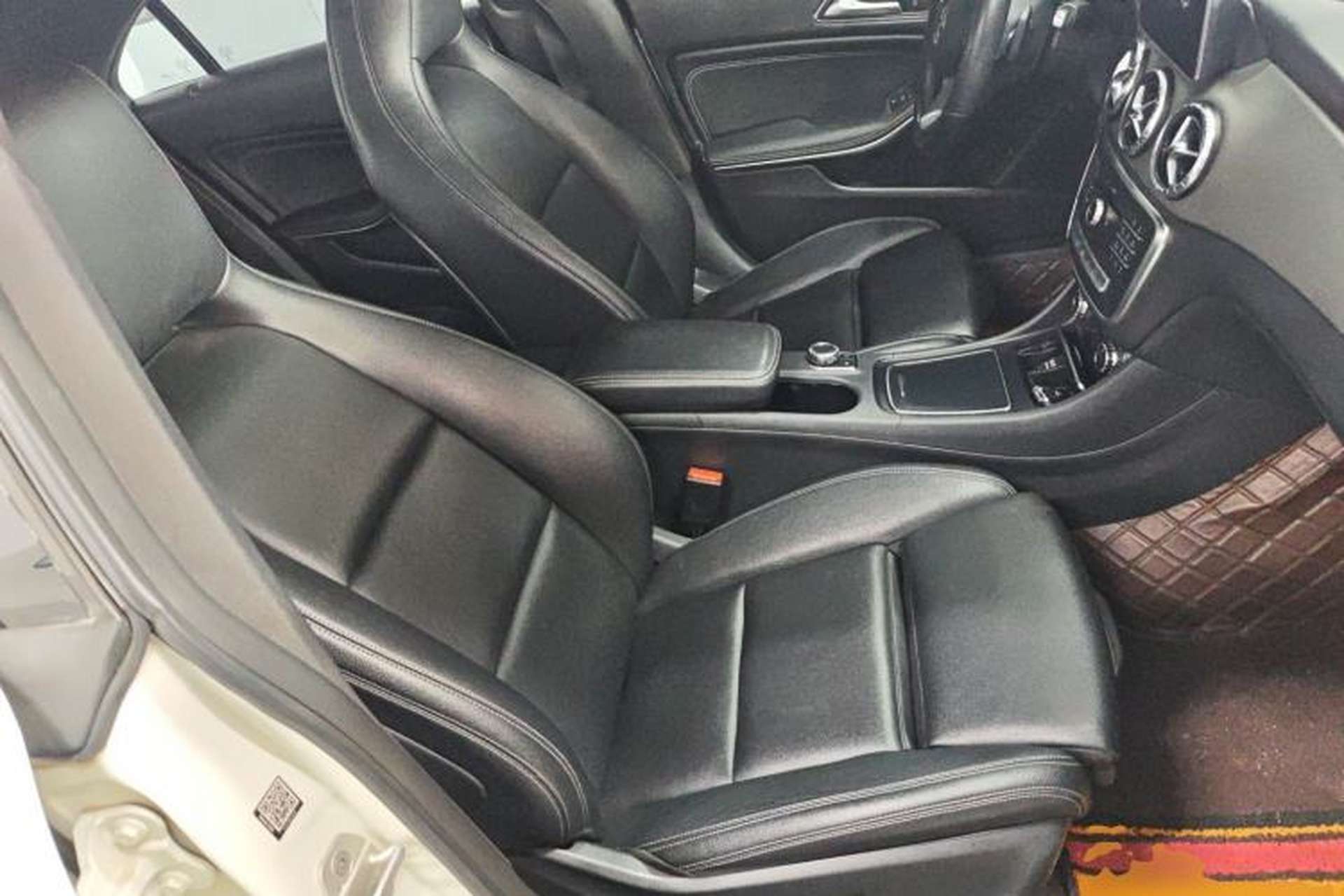 Used Mercedes-Benz CLA 2017 Facelifted CLA 200 Stylish Edition Right Front Seat